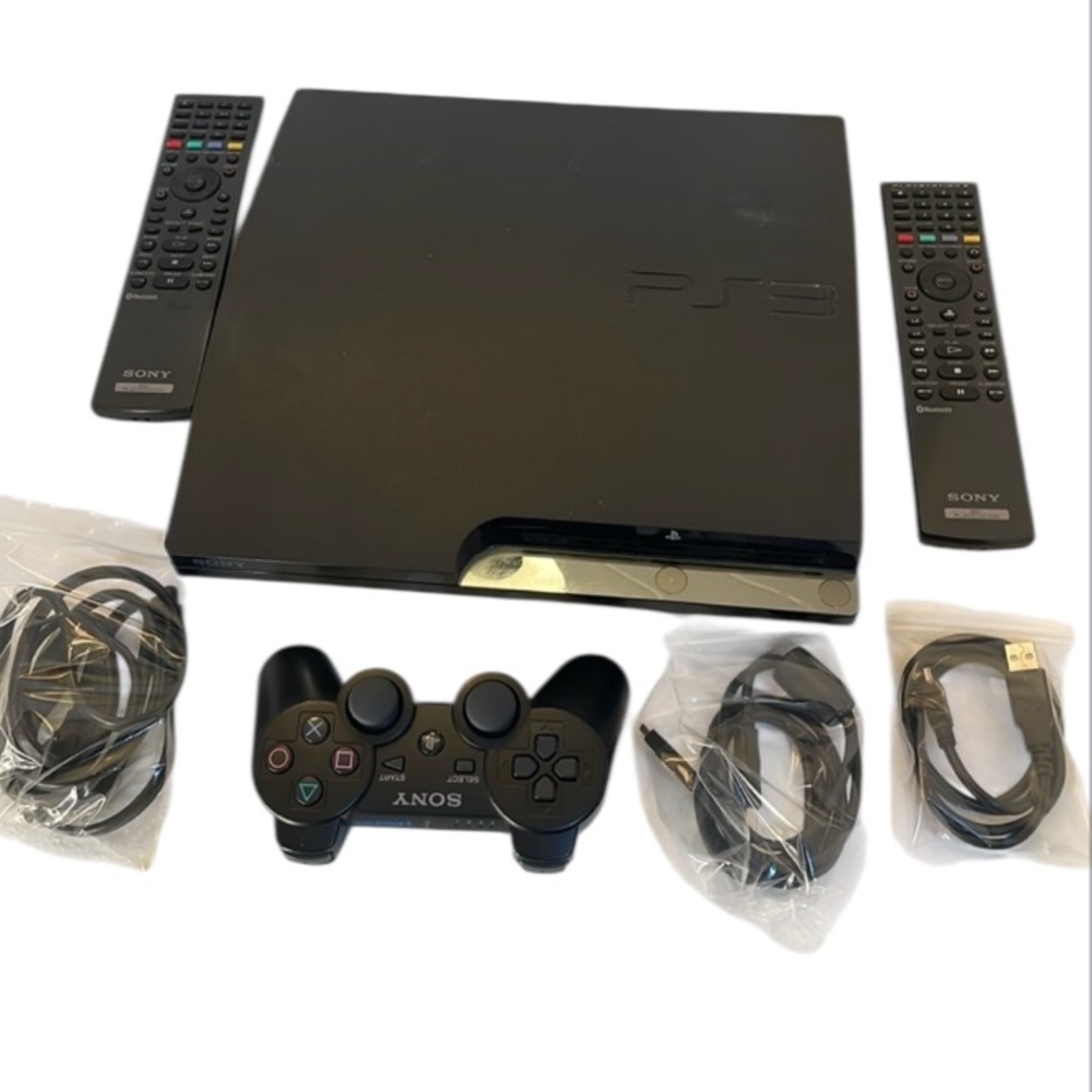 Sony PlayStation 3 game console black contoller 2 Bluetooth remotes cords bundle